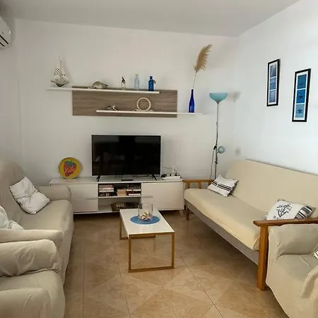 Cerca Del Mar